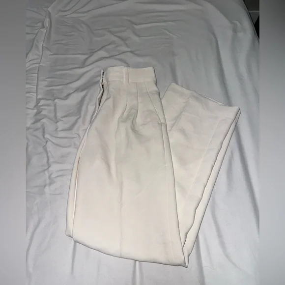 ARITZIA Effortless Pants various sizes - Picture 3 of 12